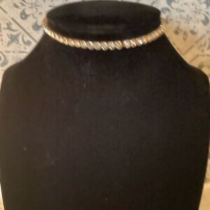 Choker necklace faux diamond and gold design